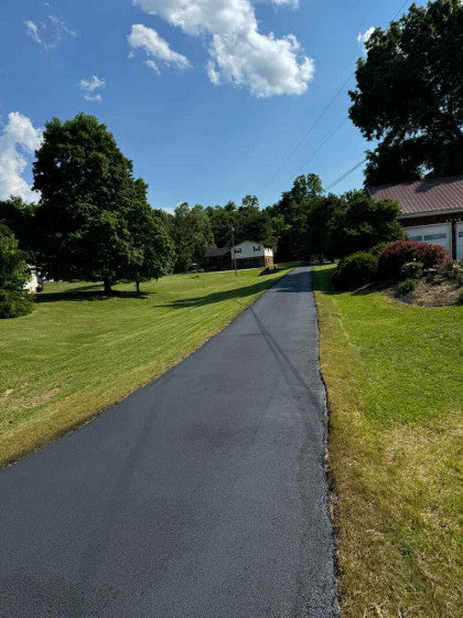 Asphalt Paving vs. Sealcoating: What’s the Difference?